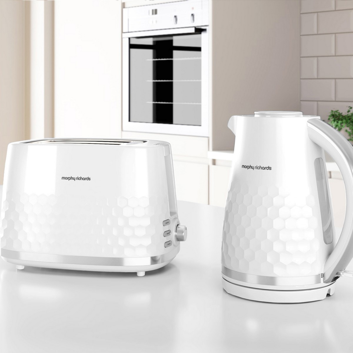 Jarro Elétrico Morphy Richards Linha Hive 108274 de 3000 W e Capacidade de 1,5 Litros - Branco Branco-9