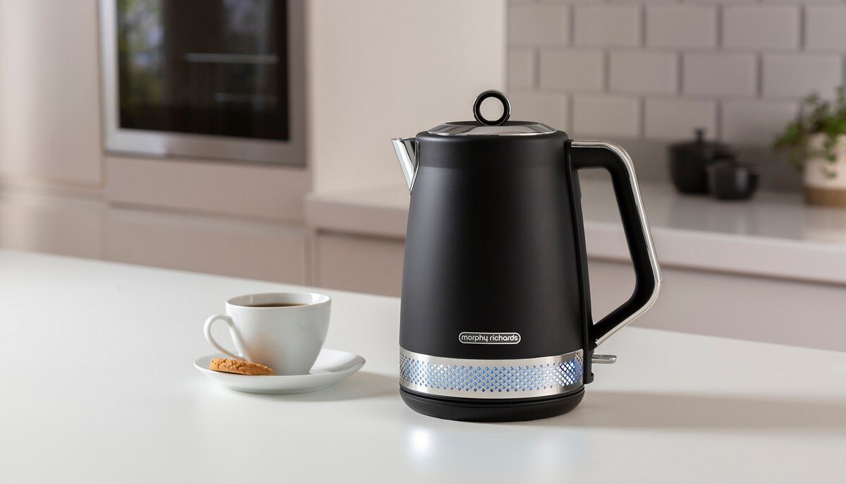 Jarro Elétrico Morphy Richards Linha Ilumination 108020 de 3000 W e Capacidade de 1,5 Litros - Preto Preto-8