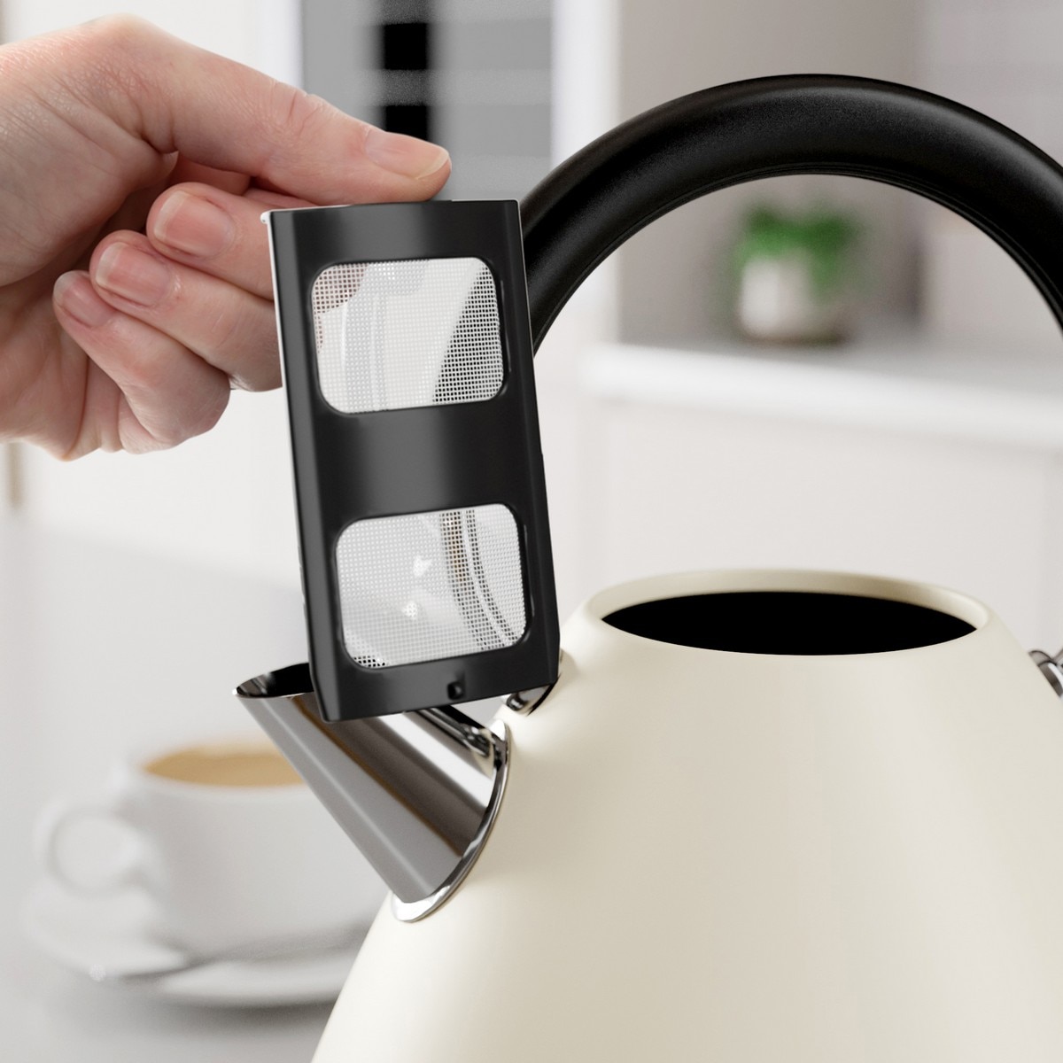 Jarro Elétrico Morphy Richards Linha Venture Pyramid 100132 de 2200 W e Capacidade de 1,5 Litros - Creme Creme-3