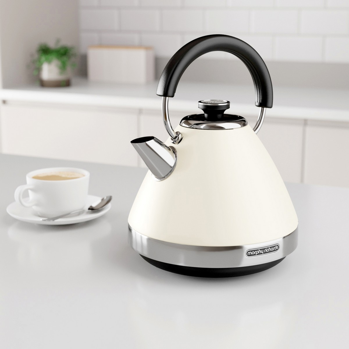 Jarro Elétrico Morphy Richards Linha Venture Pyramid 100132 de 2200 W e Capacidade de 1,5 Litros - Creme Creme-7