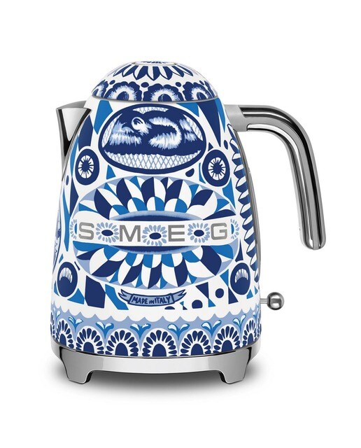 Jarro Elétrico Smeg Anni 50 Dolce&Gabanna KLF03DGBEU de 2400 W e de 1,7 Litros - Blu Mediterraneo 1