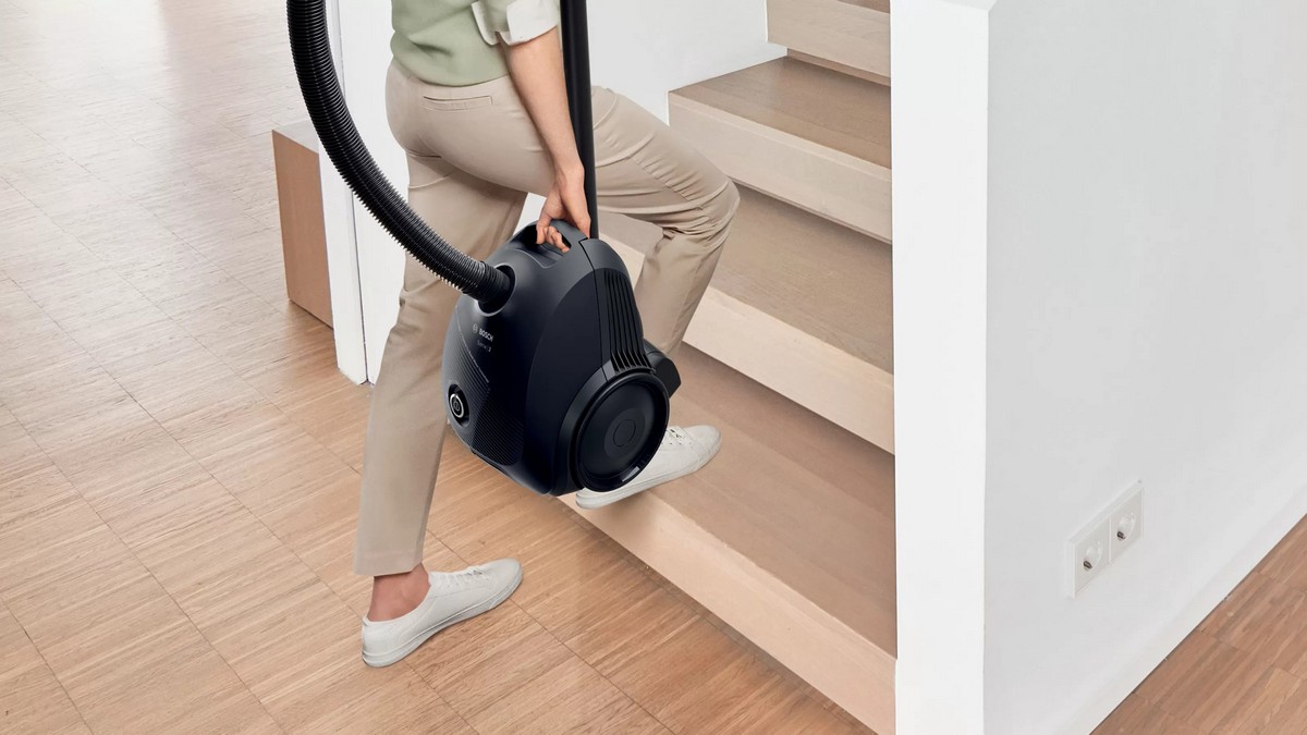 Aspirador com Saco Bosch Serie 2 BGLS2BA3H - Preto Preto-2