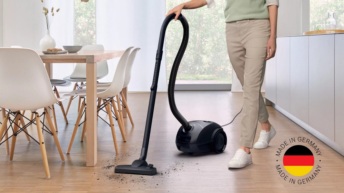 Aspirador com Saco Bosch Serie 2 BGLS2BA3H - Preto Preto-4