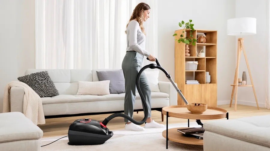 Aspirador com Saco Bosch Serie 8 ProPower BGL8POW3A - Preto Preto-2