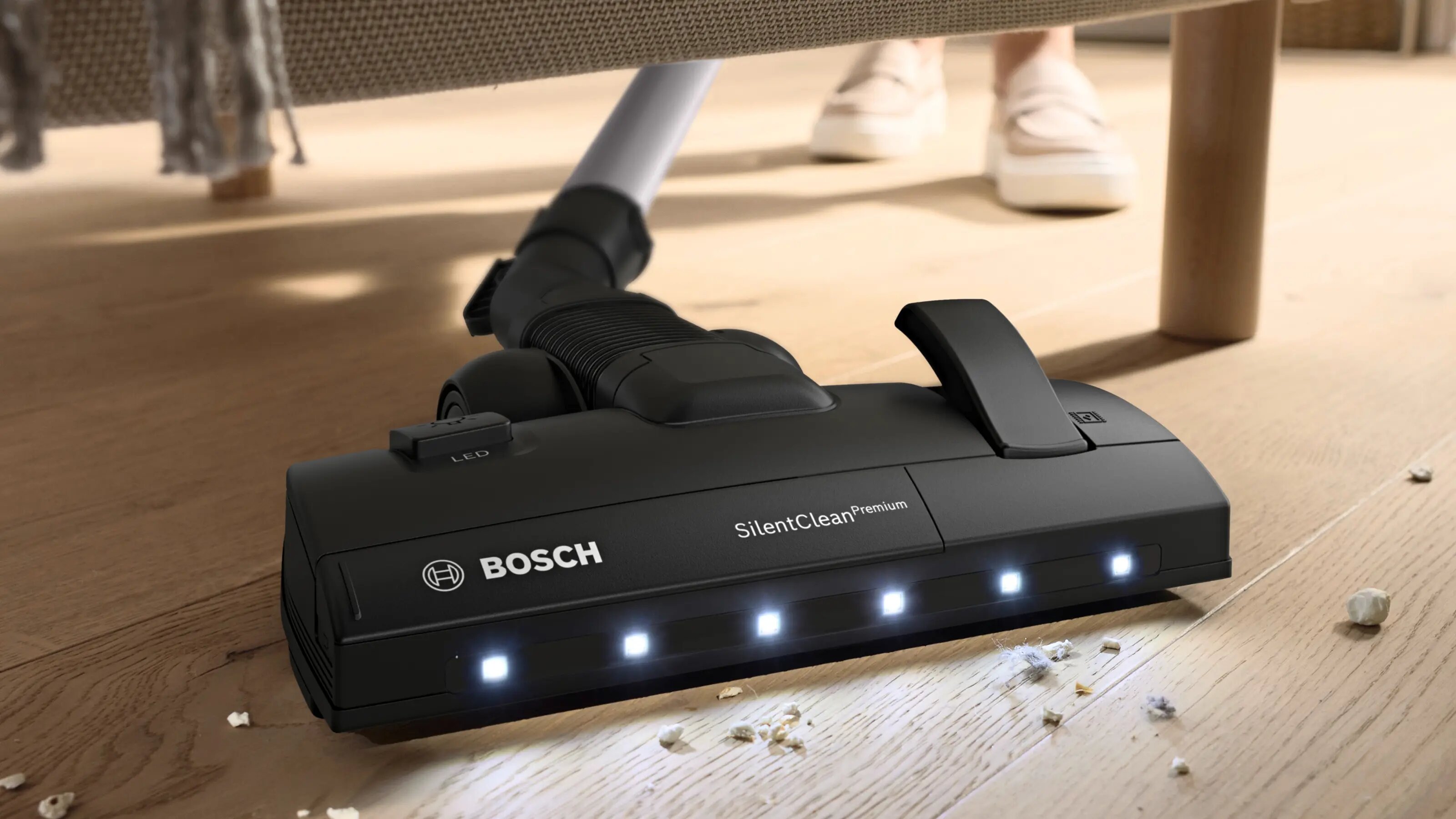 Aspirador com Saco Bosch Serie 8 BGL8SIL1L ProSilence - Branco Branco-4