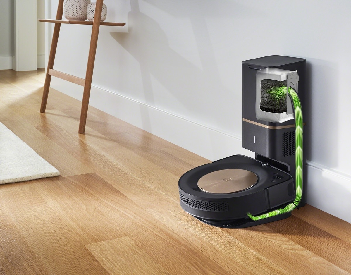 Robot Aspirador Roomba® s9+ com Descarga Automática de Sujidade - Tecnologia PerfectEdge® com limpeza especializada de cantos Preto-9