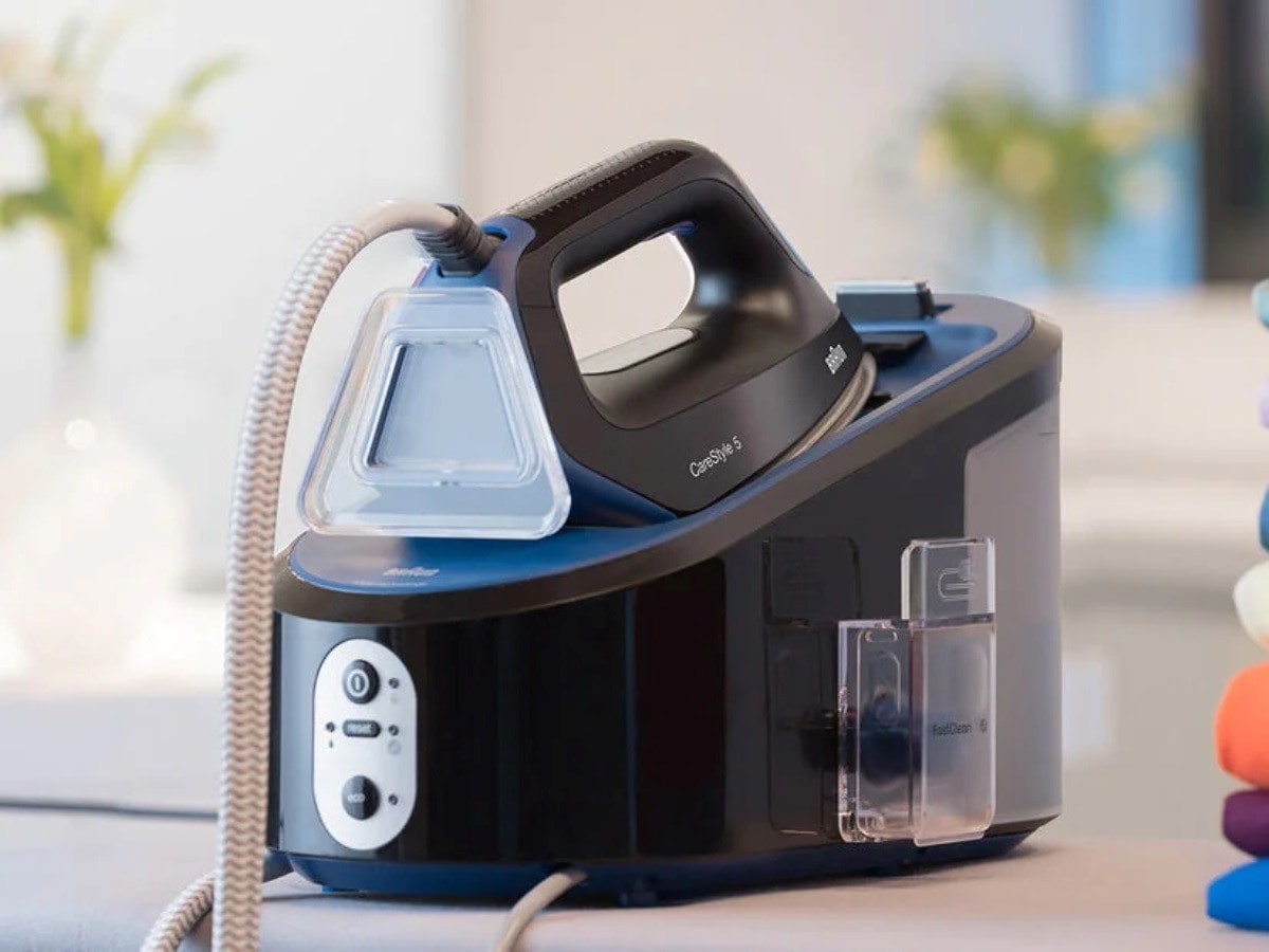 Ferro de Engomar com Caldeira Braun CareStyle 5 IS5145BK de 2400 W Jato a Vapor 400 g/min e Pressão 6.8 bar - Preto e Azul Preto / Azul-5