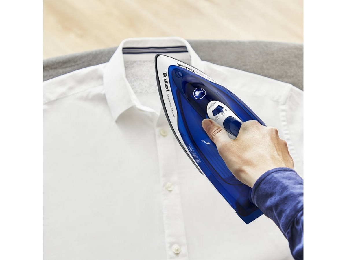 Ferro a Vapor Tefal Express Steam FV2838 de 2400 W Jato de Vapor 180 g/min e Base Cerâmica - Azul e Branco Azul / Branco-4