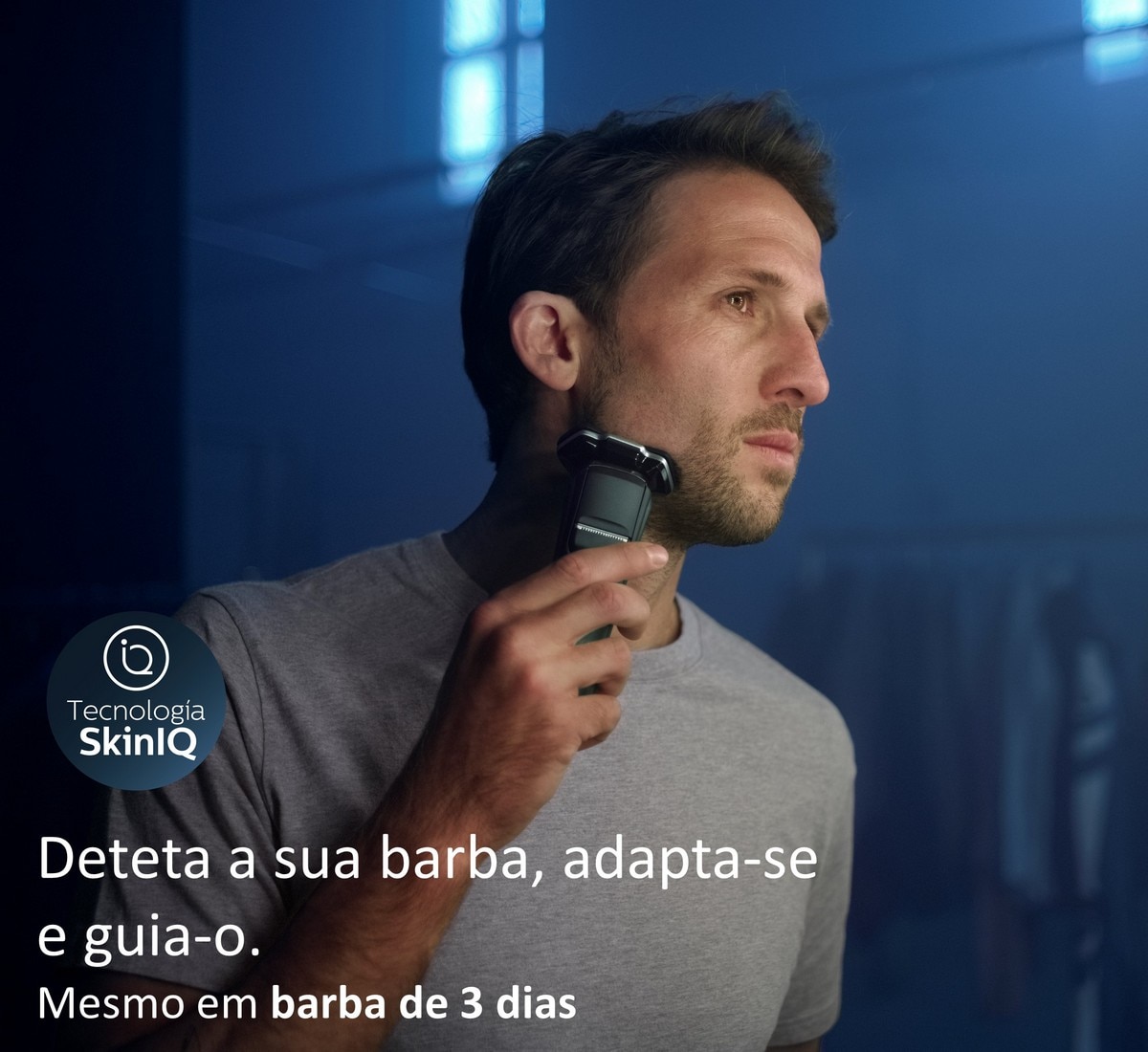 Máquina de Barbear Philips Serie 7000 S7886/35 Uso Seco e Molhado com Suporte de Garga e Bolsa e Autonomia 60 Minutos 5