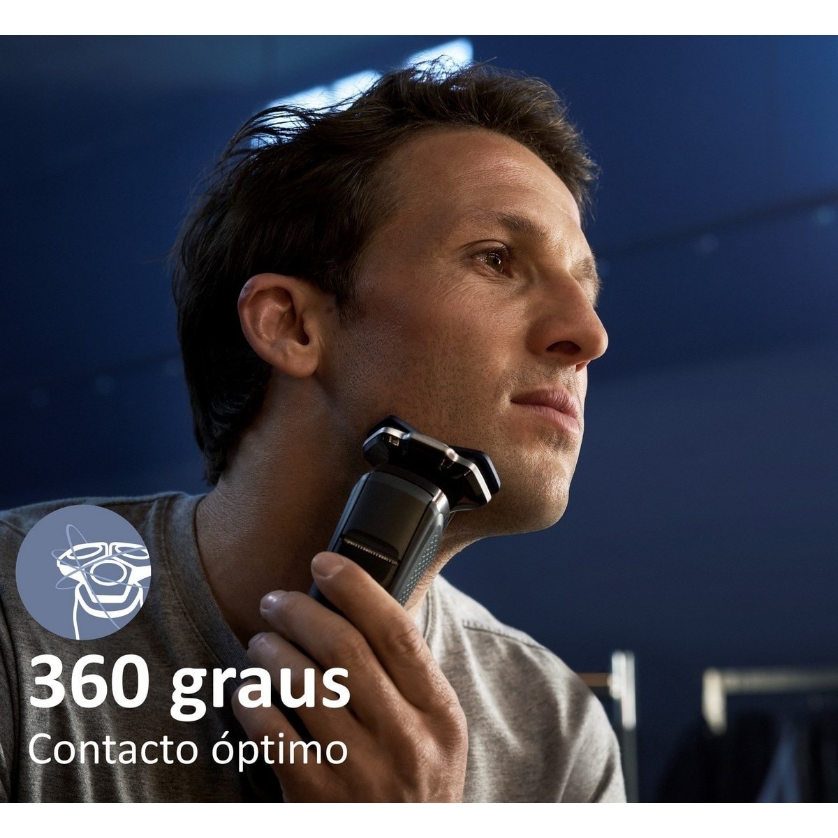 Máquina de Barbear Philips Serie 7000 Uso Seco ou Molhado com Base de Limpeza 8