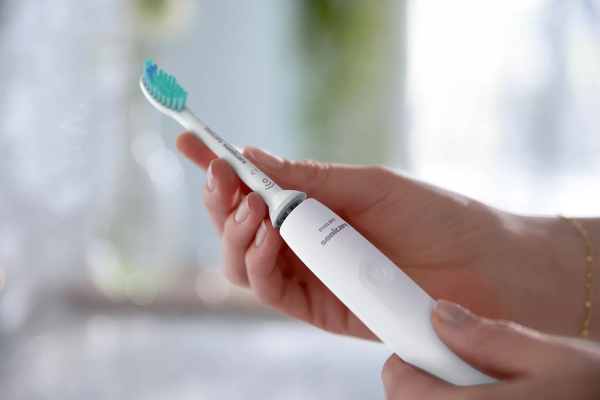 Escova de Dentes Elétrica Philips HX3673/13 - 1 Modo de Limpeza e 1 Nível de Intensidade, Sensor de Pressão e Estojo de Viagem - Branco Branco-6
