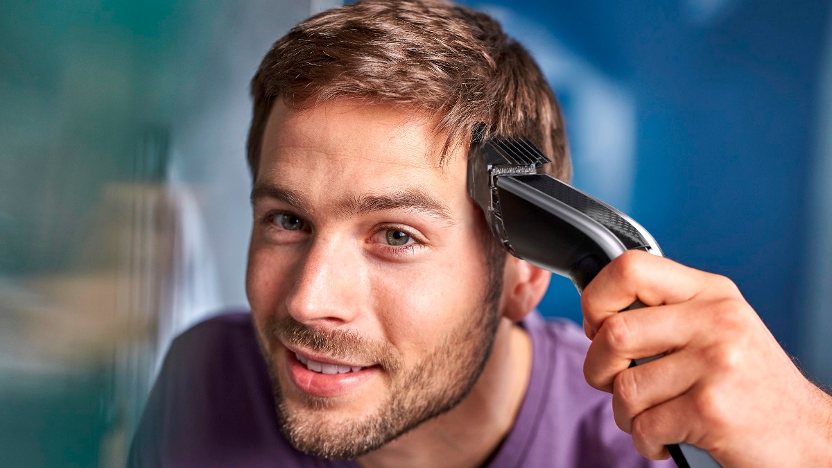 Aparador de Cabelo Philips HC5630/15 - Pente para Barba de 3 dias, Uso com e sem Cabo e Autonomia 90 min - Preto e Prateado Preto / Prateado-11
