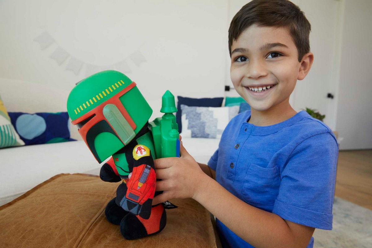 Star Wars - Boba Fett Peluche com lançador e sons 7
