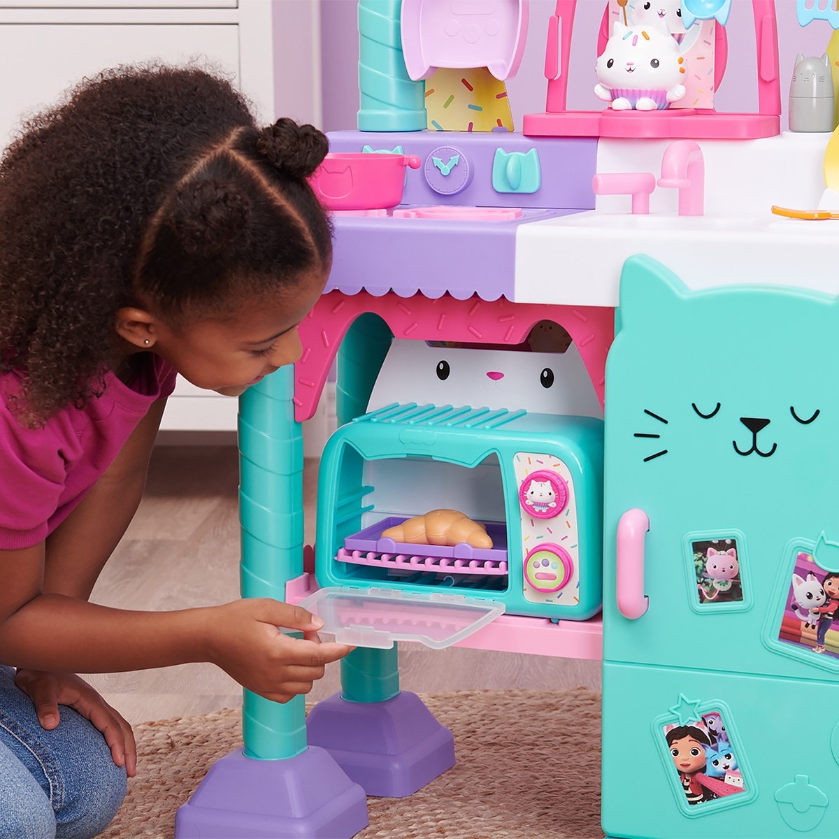 Gabby's Dollhouse - Mega Cozinha 19