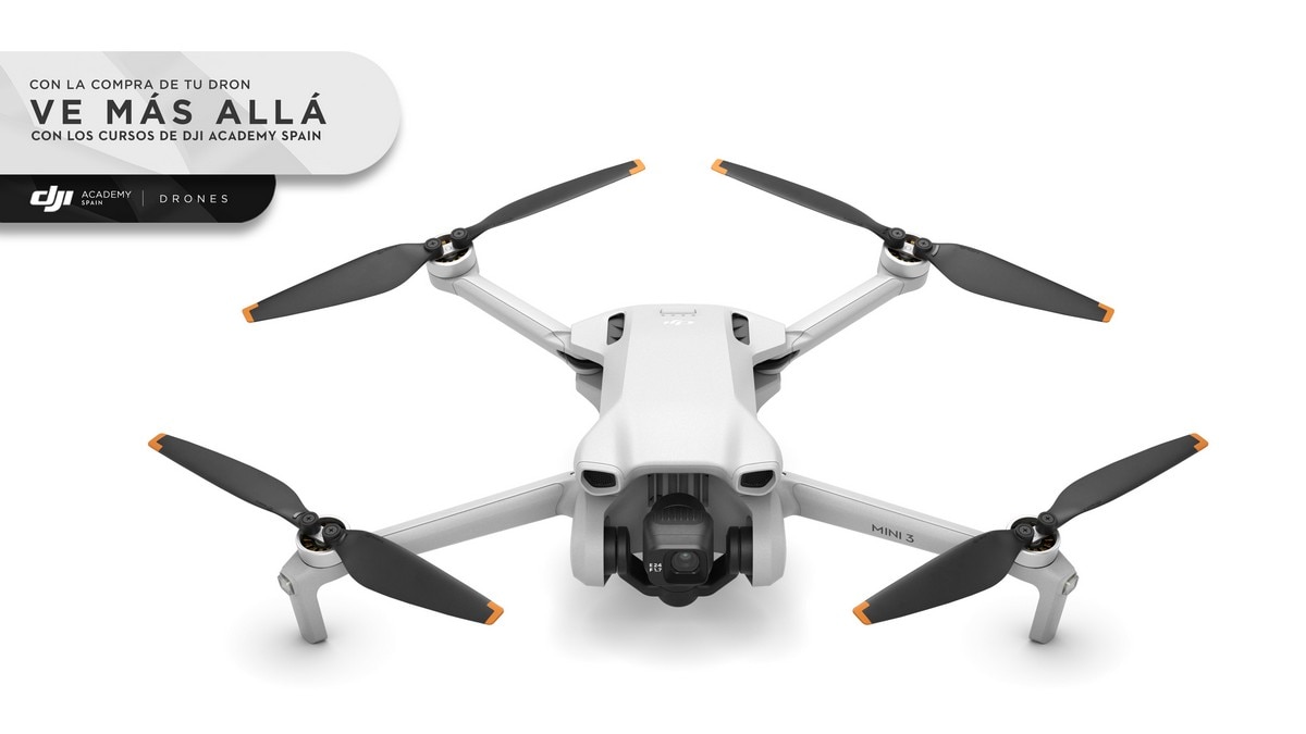 Kit Drone DJI Mini 3 Fly More Combo + Controle Remoto DJI RC 1
