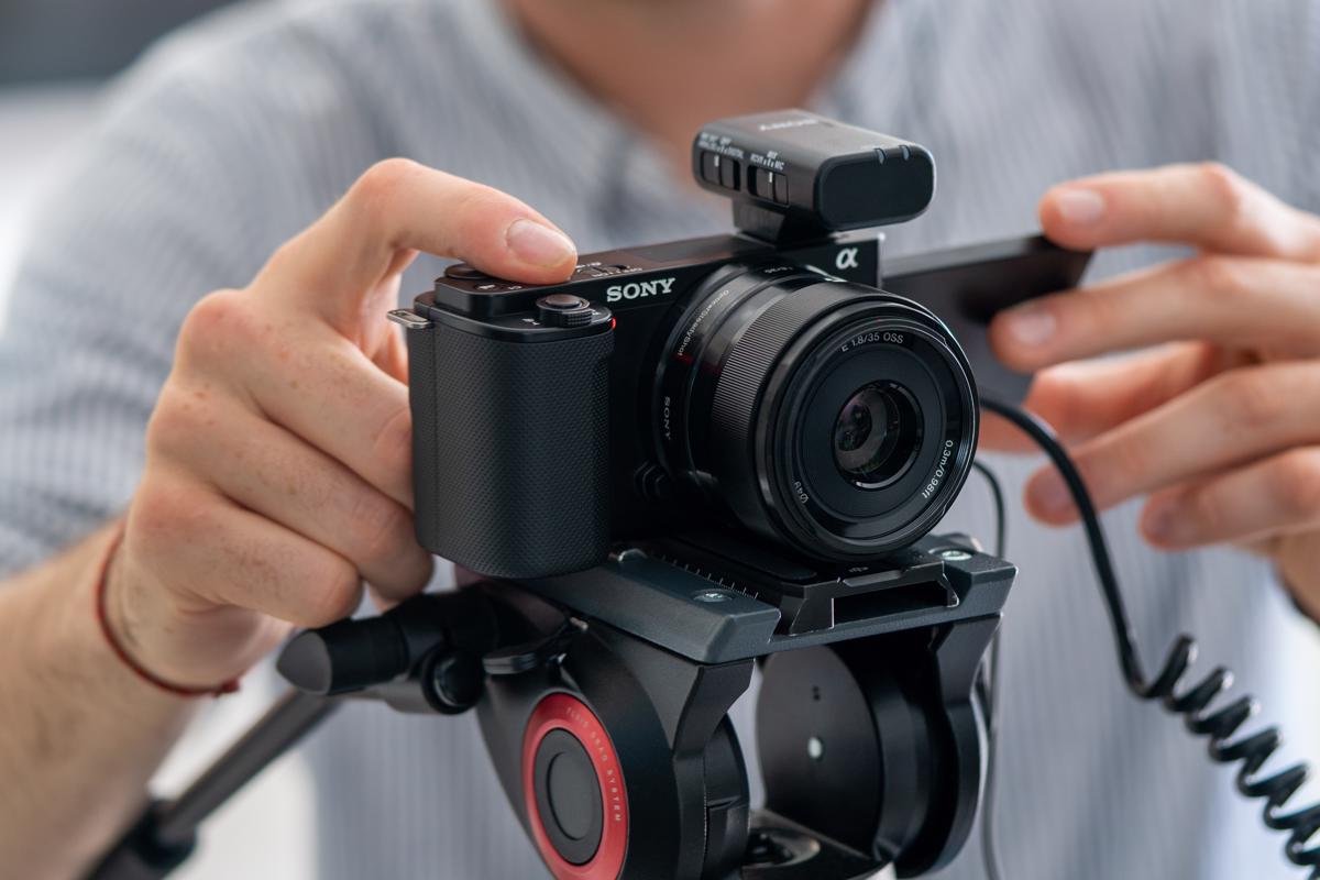 Câmara Sony Alpha ZV-E10 para vlogging (Corpo) Preto-5