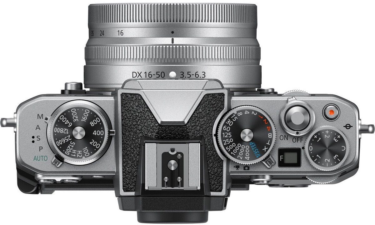 NIKON Z fc + 16-50mm + 50-250mm Preto / Prata-2