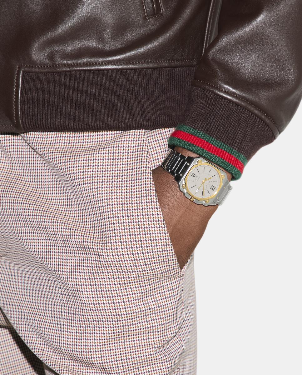 Relógio Gucci G-Flat 4