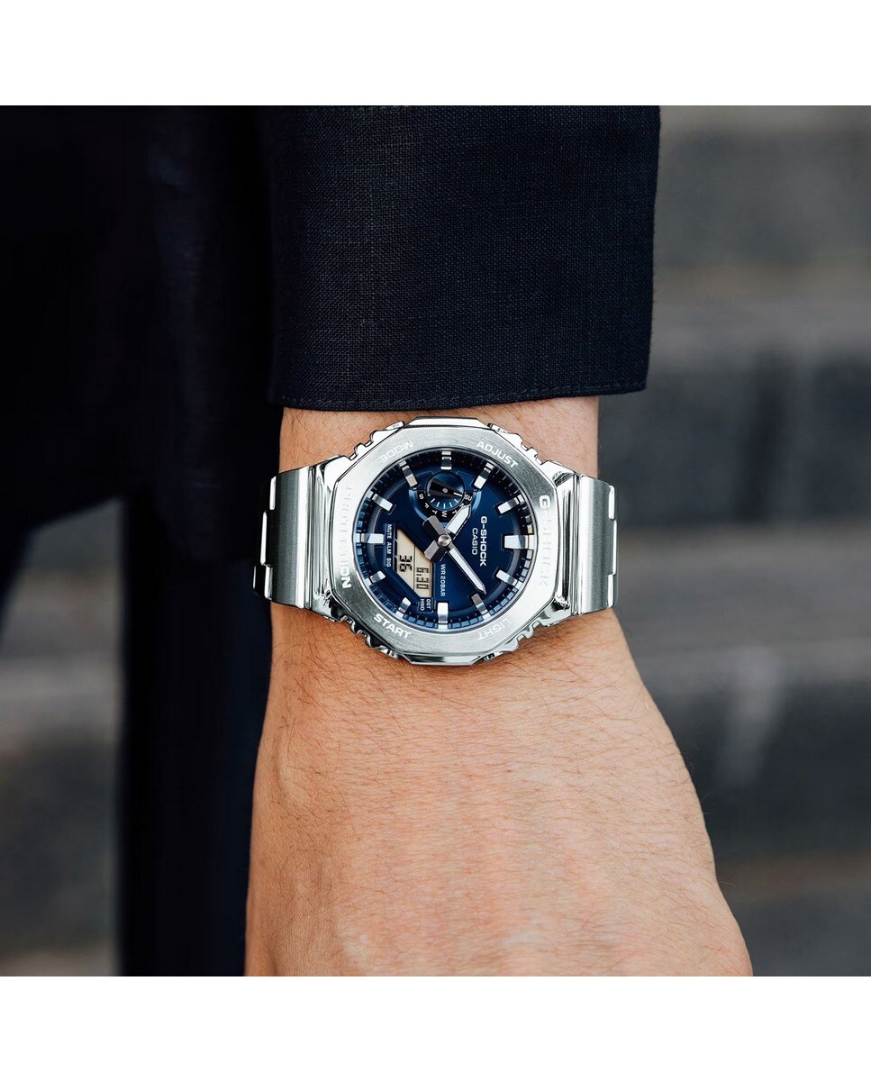 Relógio G-Shock GM-2110D-2BER de Aço Prata-3