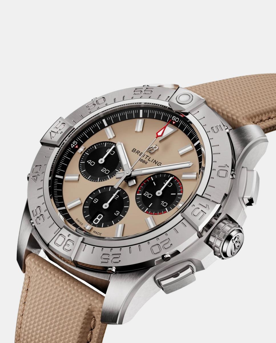 Relógio Avenger B01 Chronograph 44 2