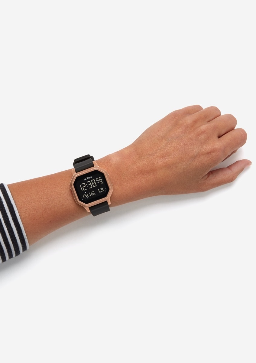 Relógio Nixon Siren SS Bracelete Borracha - Preto e Dourado Ouro-5