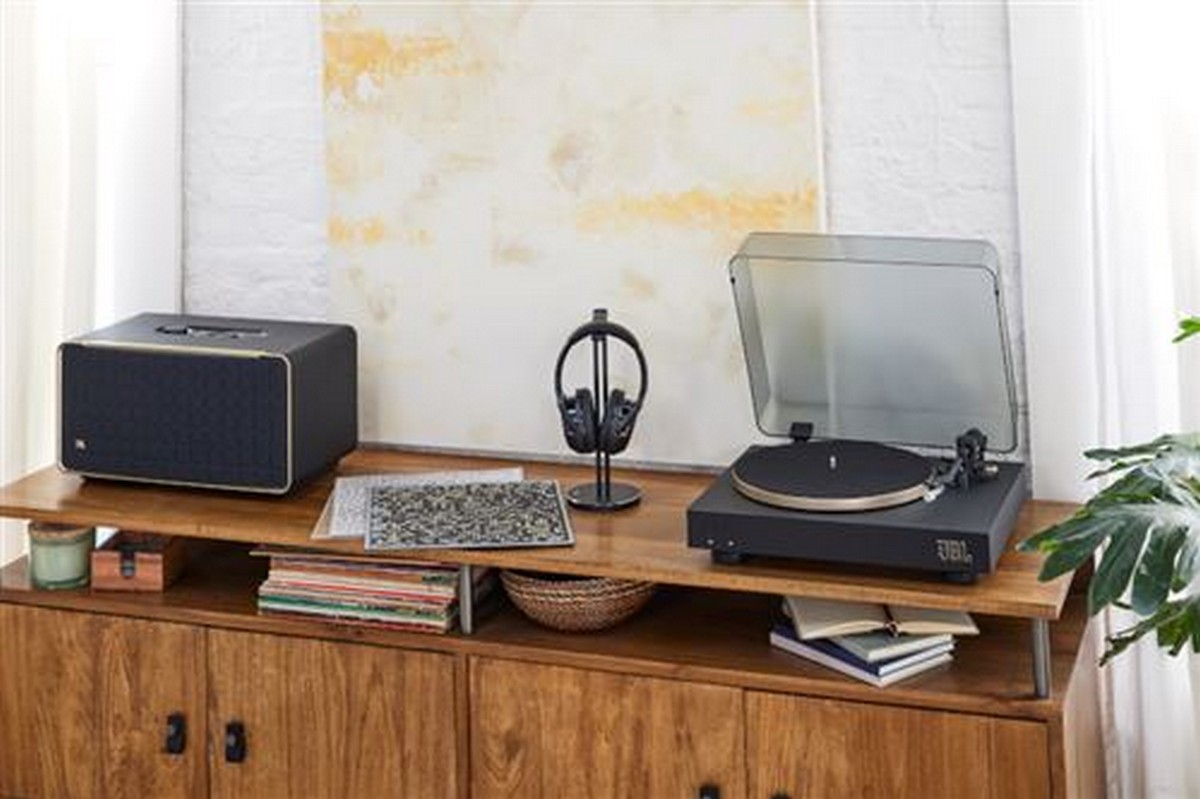 Giradiscos JBL Spinner Turntable com Bluetooth - Preto / Dourado Negro / Ouro-10