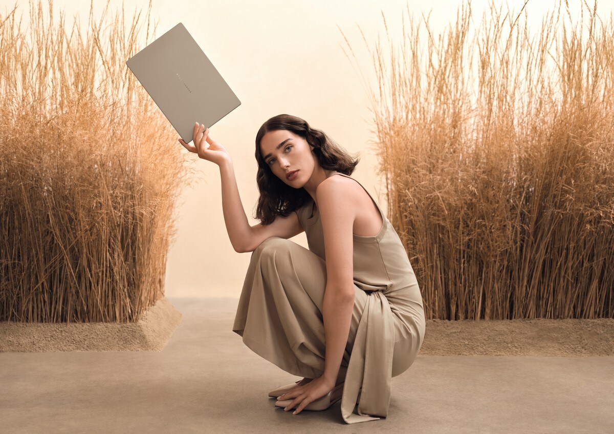 Computador Portátil Asus Zenbook 14" A14 UX3407QA-X1PAOHDGB1, Snapdragon X X1-26-100, RAM 32 GB, 512 GB SSD, Windows 11 Home 8