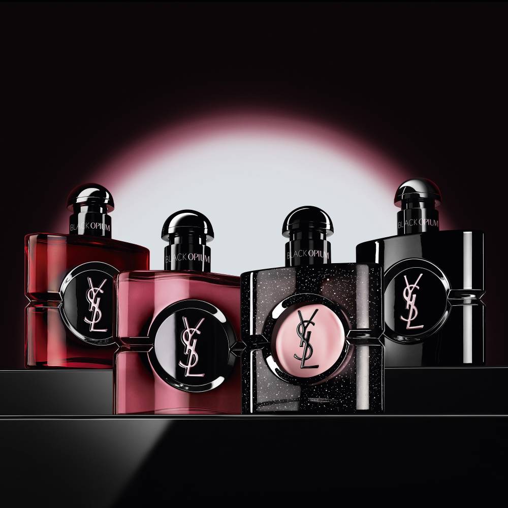 Black Opium Eau de Parfum Over Red 4