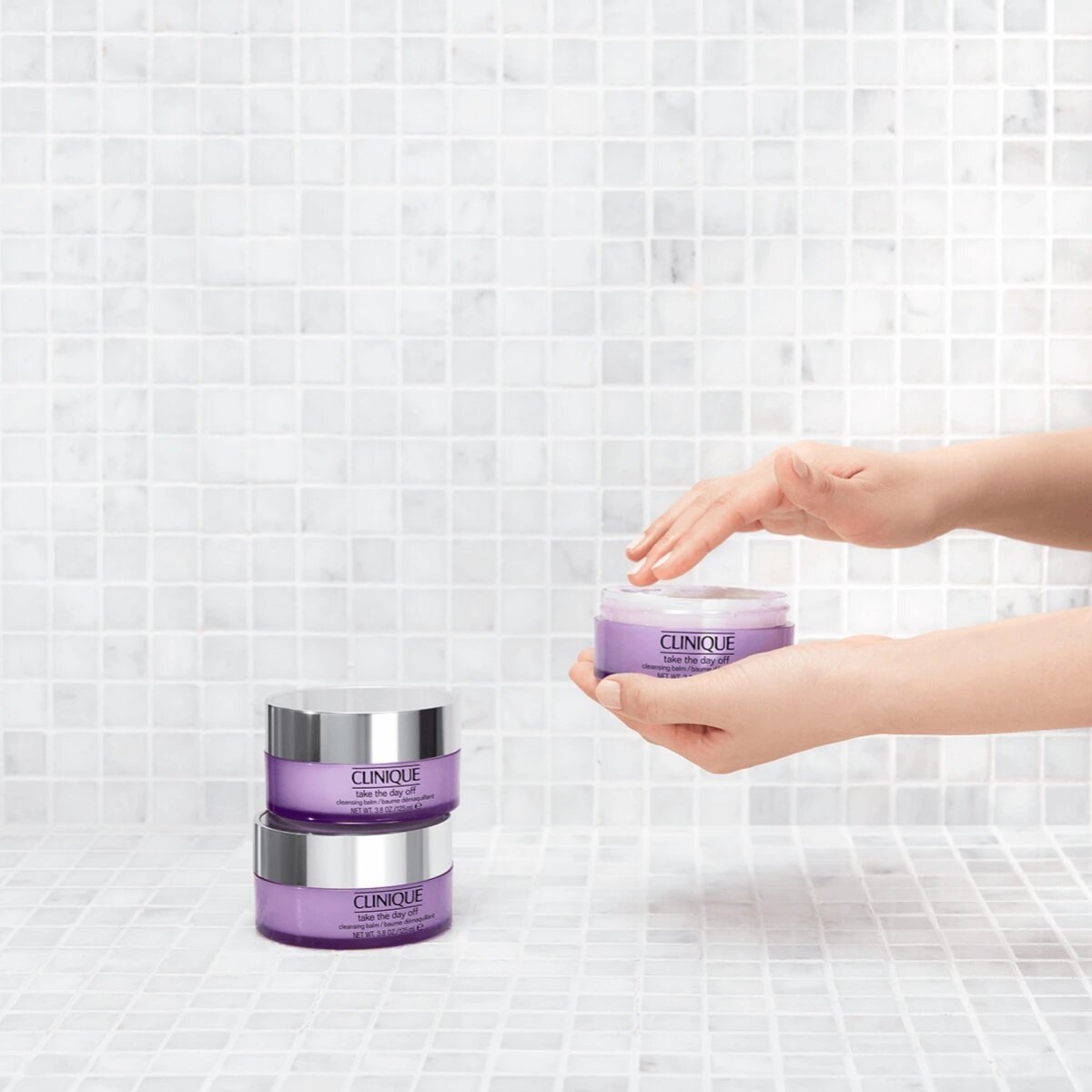 Bálsamo Desmaquilhante Take The Day-Off™ Cleansing Balm 3