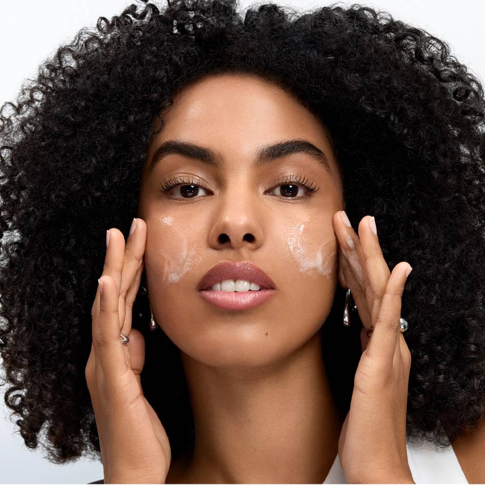 Limpador Genifique Ultimate Cleanser 5