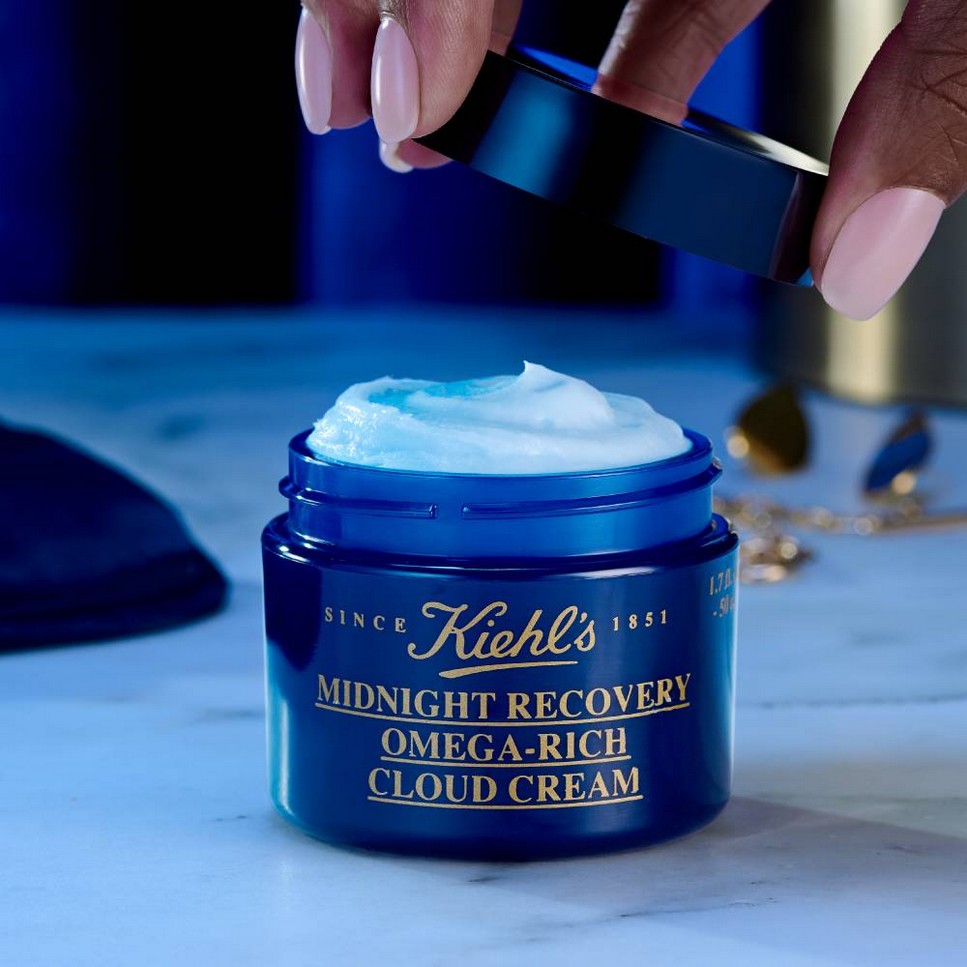 Midnight Recovery Omega-Rich Cloud Cream - 50 ml 5