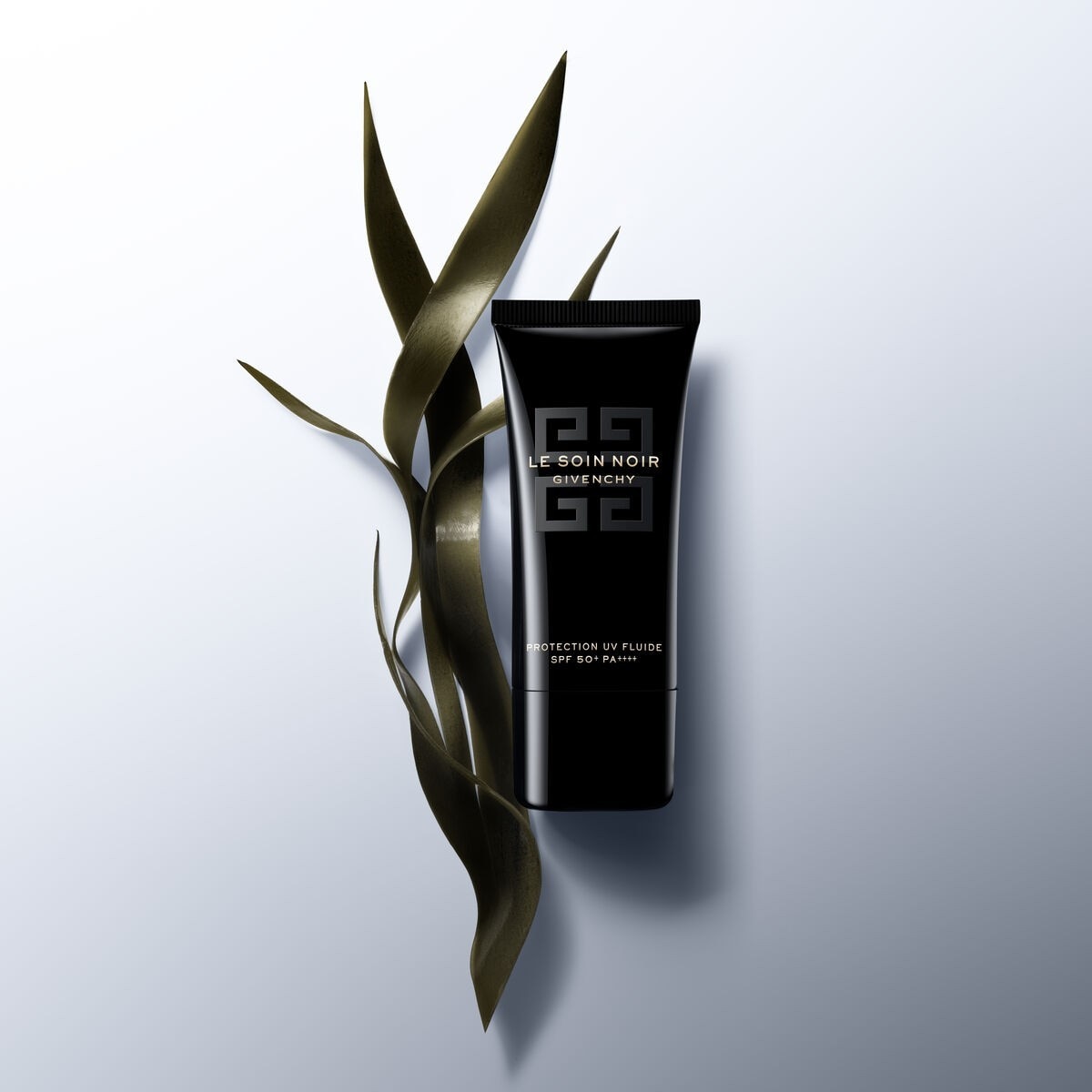 Fluido Proteção de Rosto UV SPF 50 + PA++++ Le Soin Noir - 30 ml 4