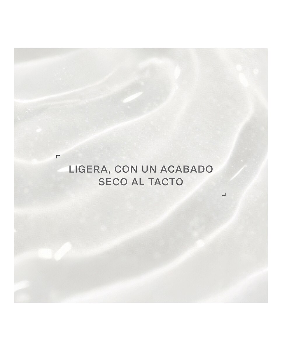 Essência Iluminadora White Caviar Light Infusion Essence 4