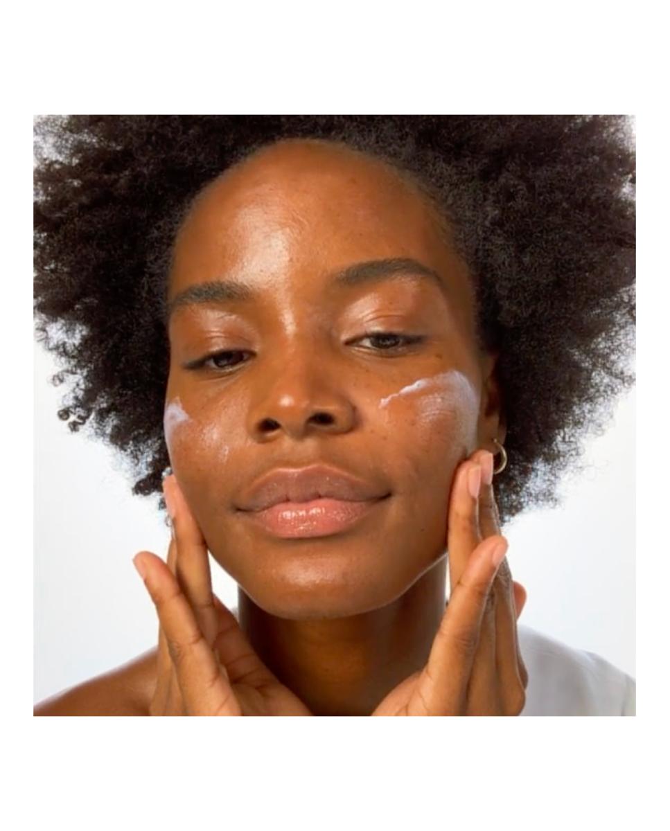 Creme Hidratante Daily Calm™ Soothing Repair 8