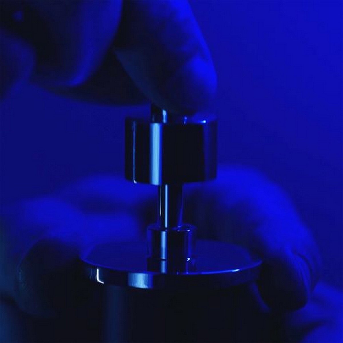 Sérum de Noite Skin Caviar Nighttime Oil 5