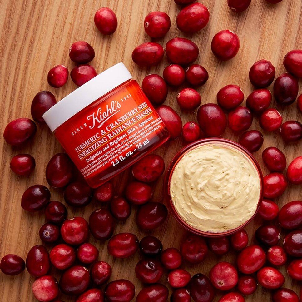 Turmeric & Cranberry Seed Energizing Radiance Masque - 28 ml 4