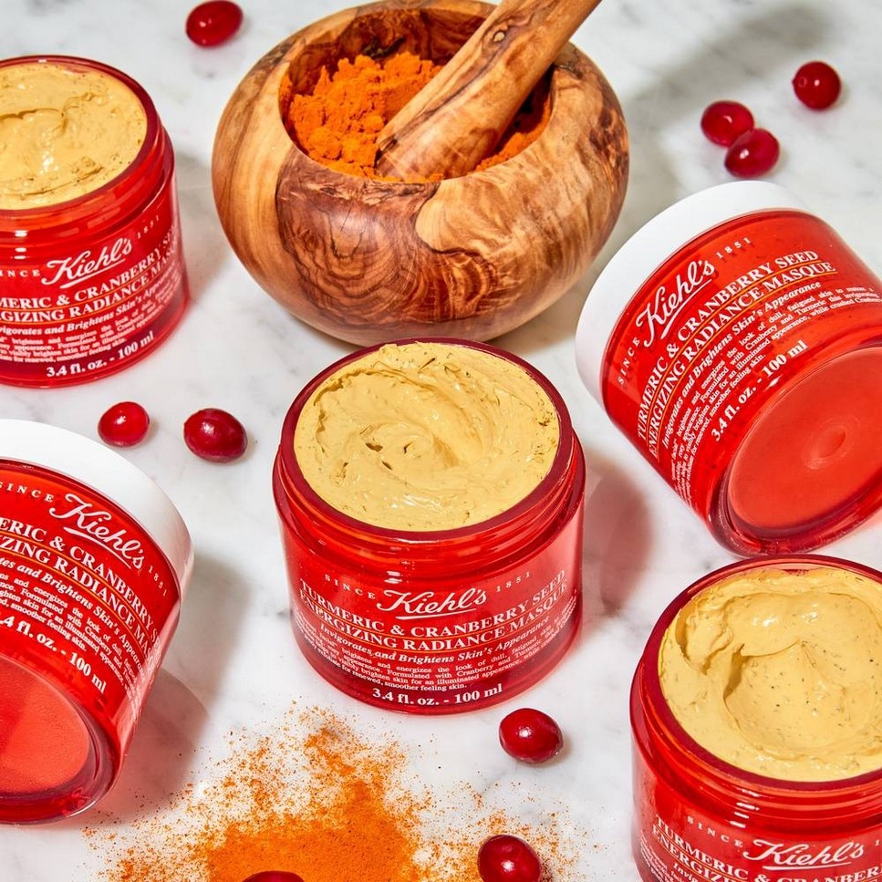 Turmeric & Cranberry Seed Energizing Radiance Masque - 100 ml 5