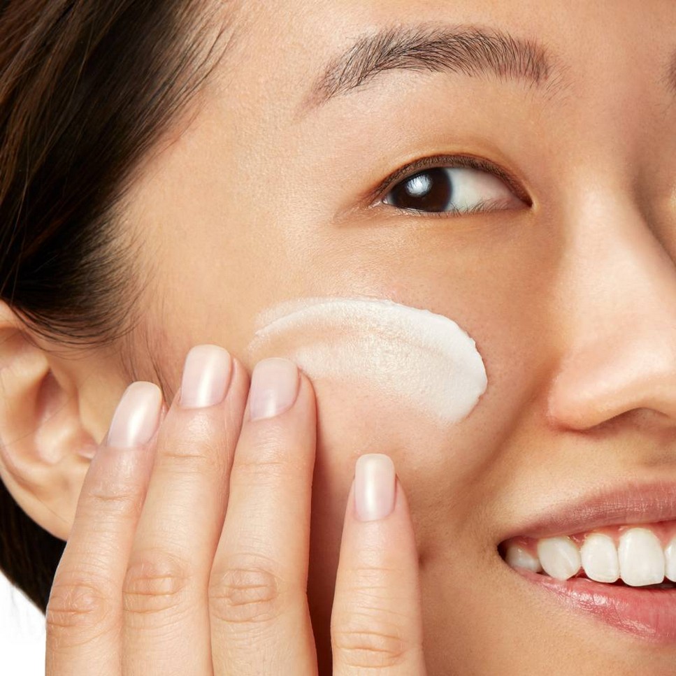 Ultra Facial Overnight Rehydrating Mask with 10.5% Squalane - 100 ml 5