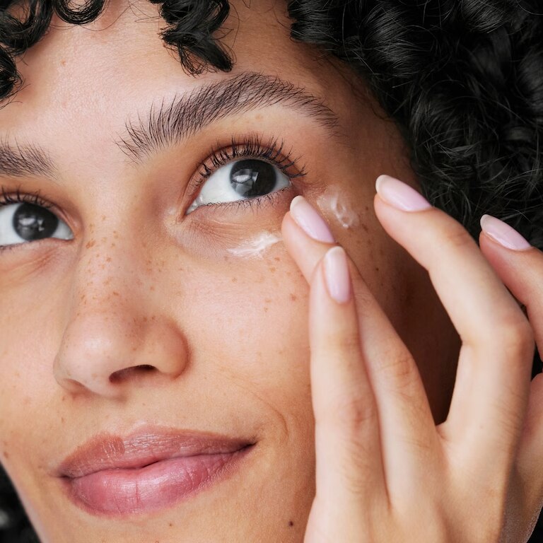 Creme Contorno de Olhos All About Eyes™ Reduces Circles, Puffs 3
