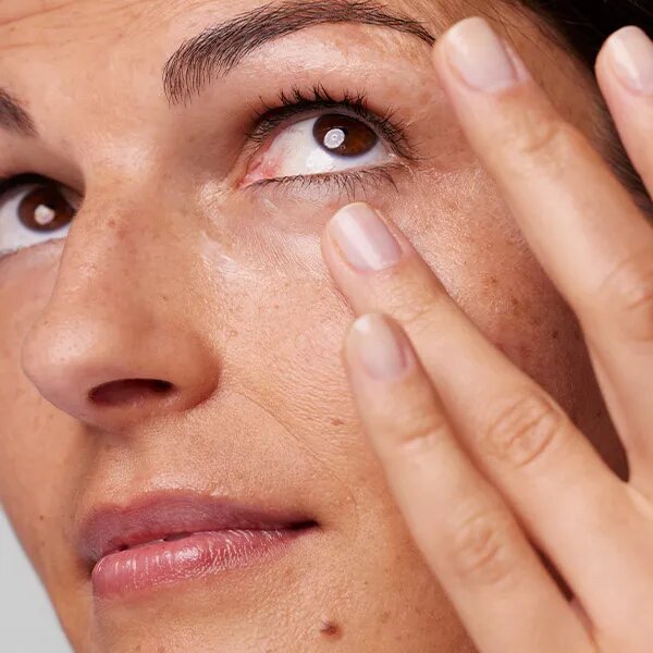 Smart Clinical Wrinkle Correcting Eye Cream 3