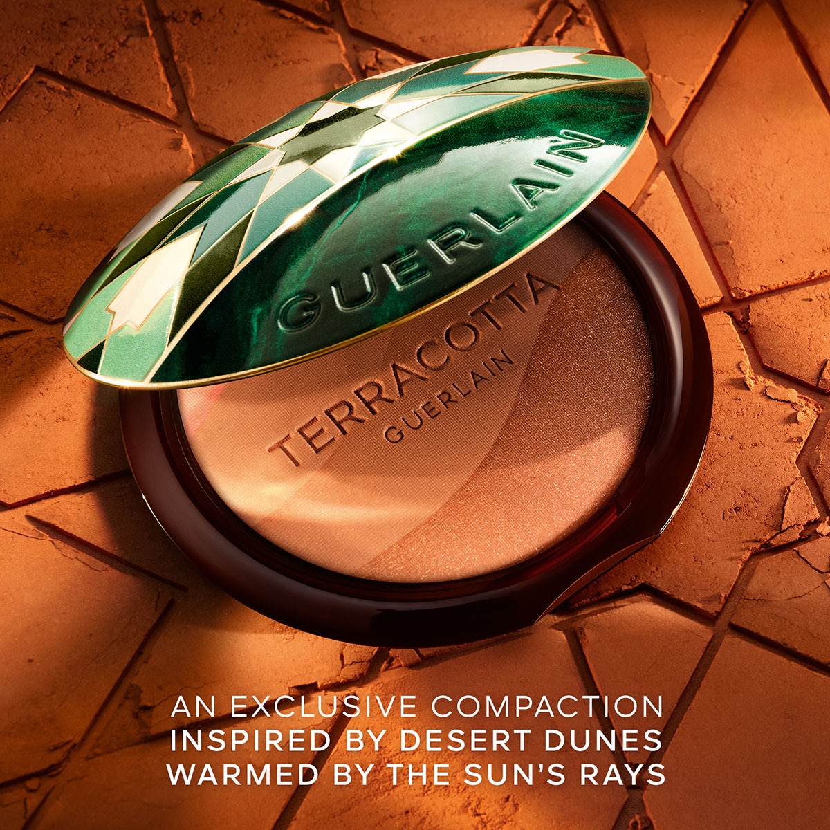 Pó Bronzeador Terracotta Golden Dunes - Tom Light Edição Limitada GREEN AGAFAY-3