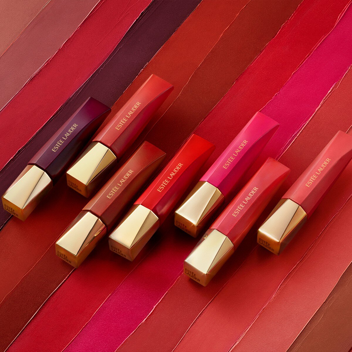 Batom Pure Color Whipped Matte Lip Color with Moringa Butter - 9 ml 935 Shock Me-5