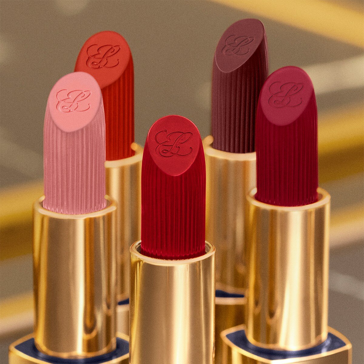 Baton Pure Color Matte - 3,5 g 667 Deny All-5