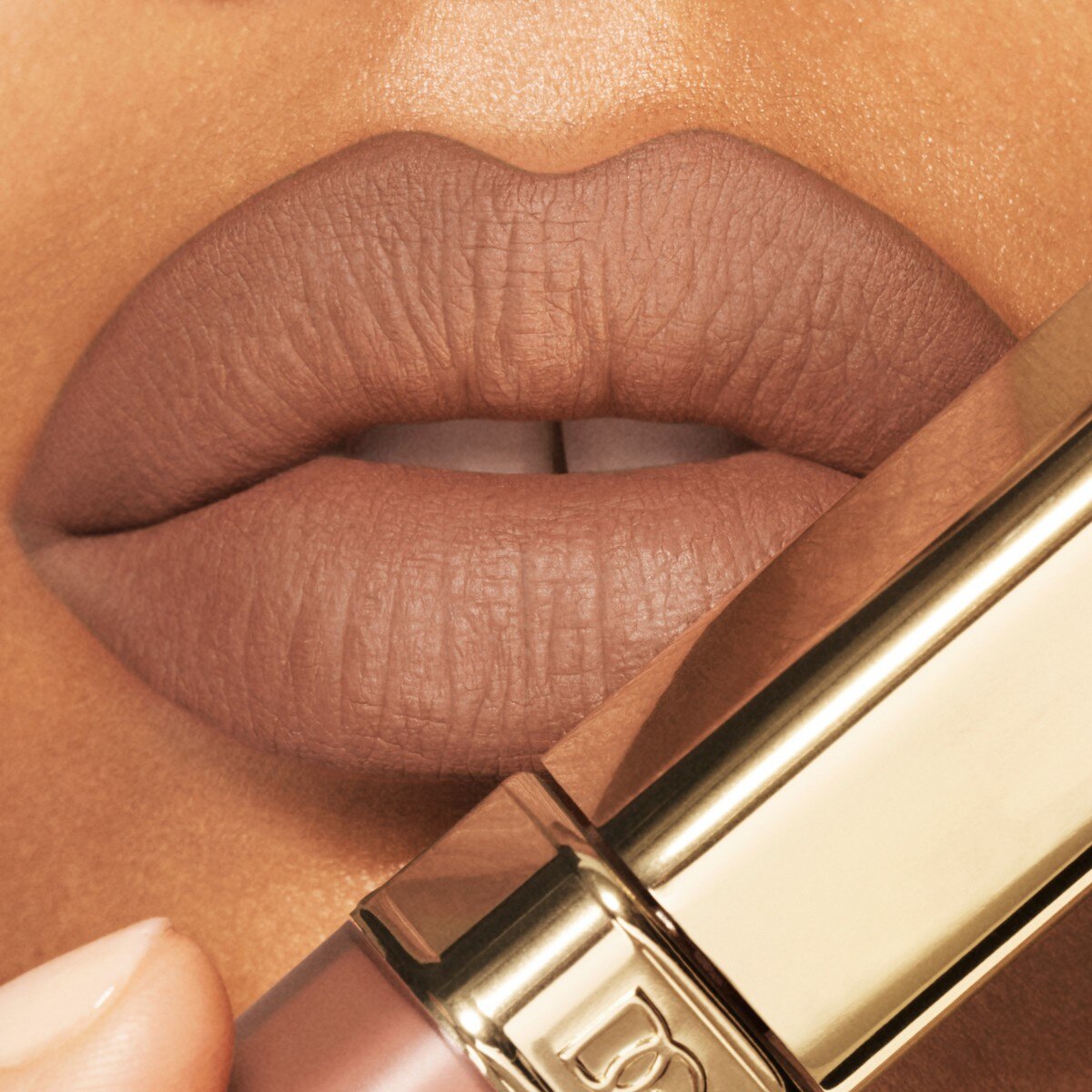 Batom Devotion Liquid Lip No Transfer Matte 100 Speranza-5