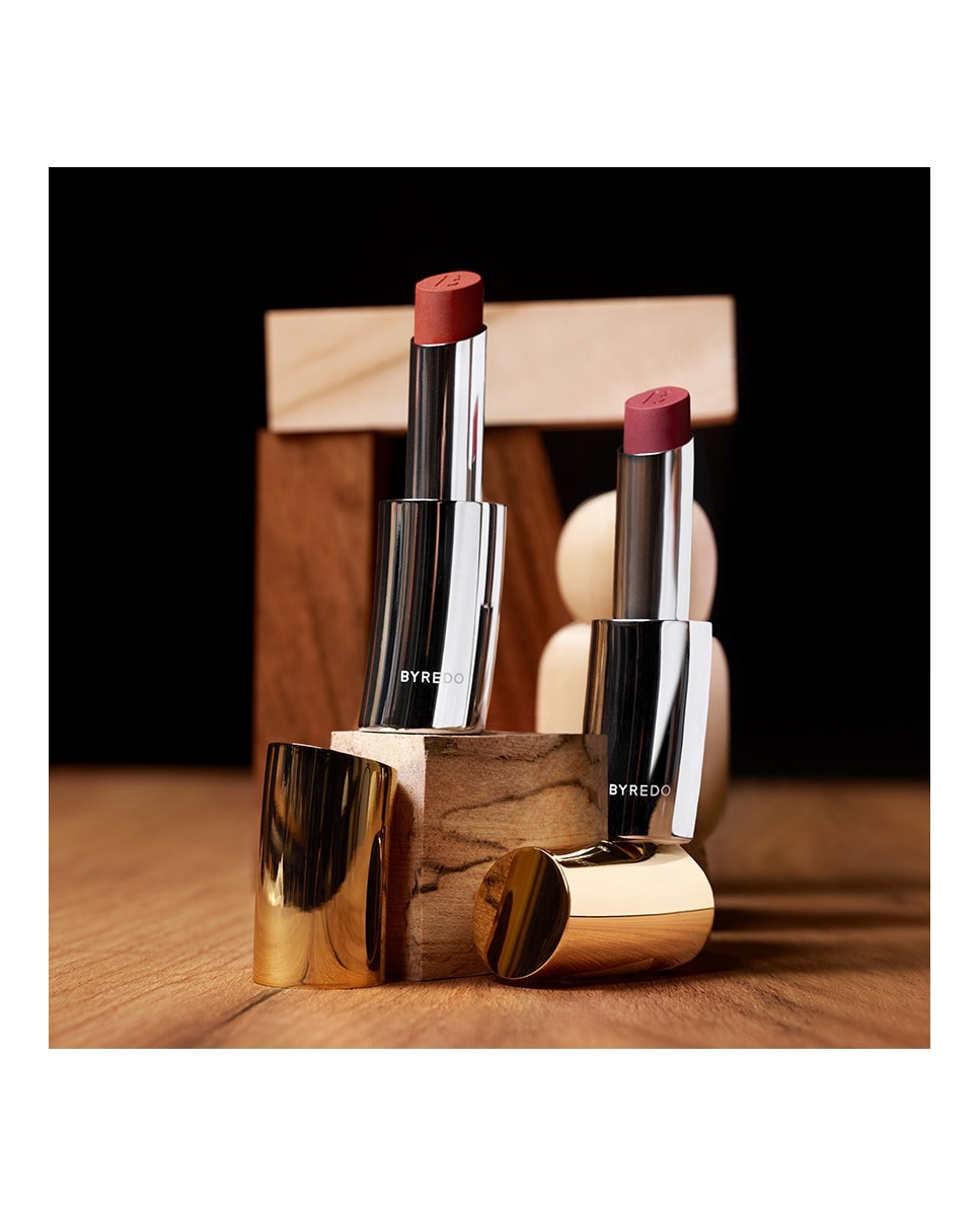 Batom Liquid Lipstick Vinyl Sea Whisper 9