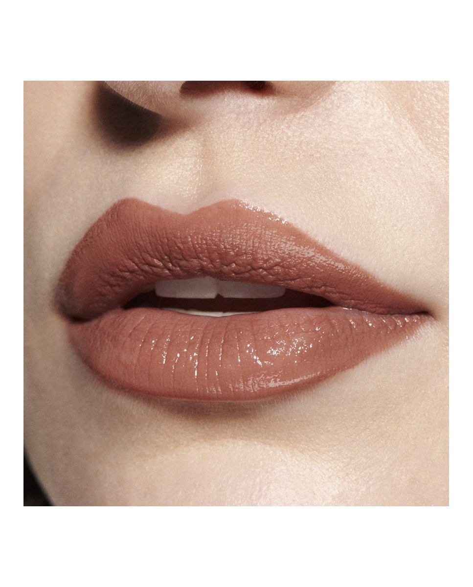 Batom Lustreglass Sheer-Shine - 3 g Nude Uncensored-4