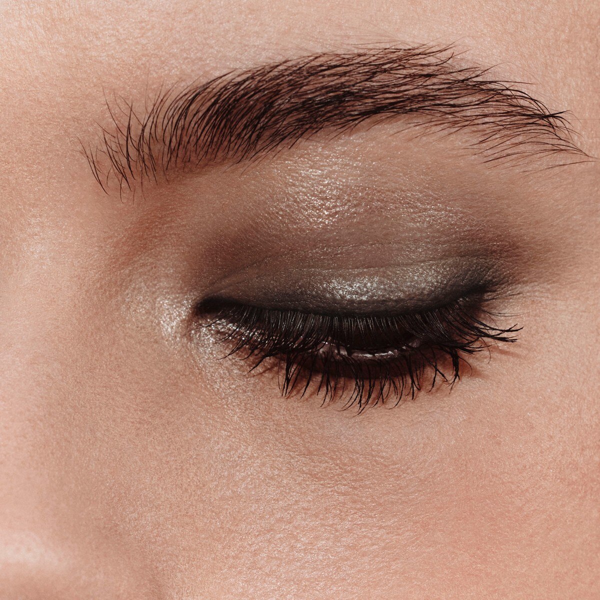 Palete de Sombras Ombres d'Hermès  - 3 g 5 Ombres Fumées-4