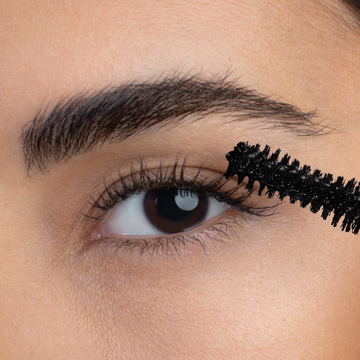 Máscara de pestanas Fabulous Eyes Smudgeproof - 10 ml Preto-6