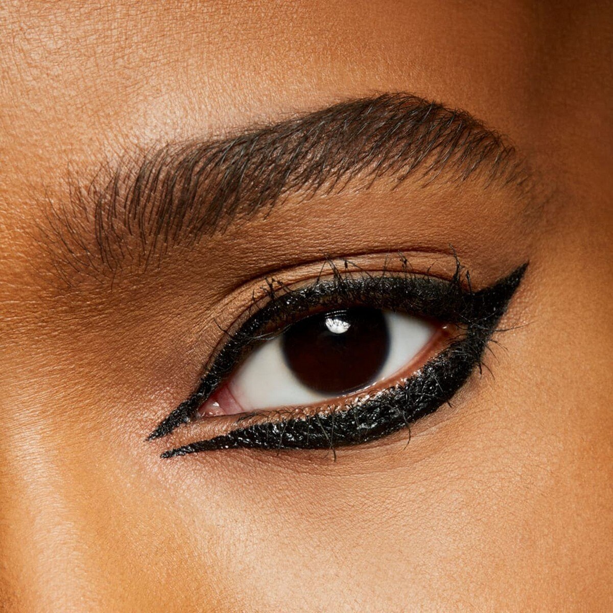 Delineador Liquidlast 24-Hour Waterproof Liner - 2,5 ml Point Black-3