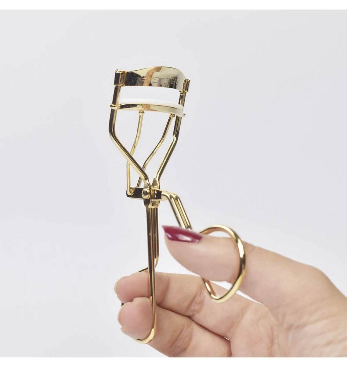 Revirador de Pestanas Dourado, com Substituição de Silicone 4